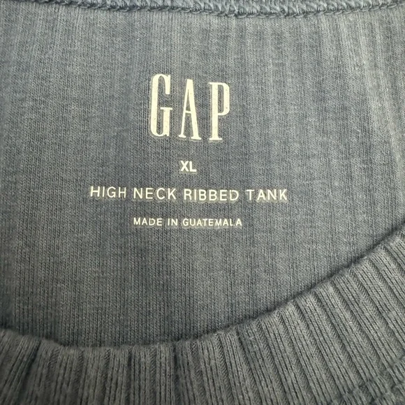 GAP Women’s Bundle (2) of Tank Tops - 
(1) Black/White and (1) Blue Size XL - Picture 12 of 13